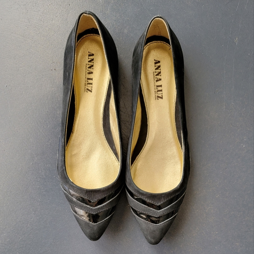 Black Pointed Flats - Handmade in Brazil